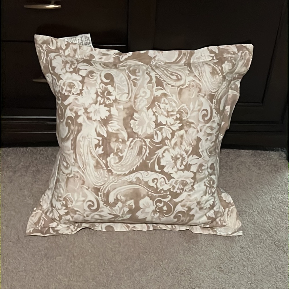 Ralph Lauren Accent Throw Pillow 22”x22” new brown tan floral